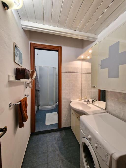 Ferienwohnung La Casa Di Ella La Spezia Exterior foto